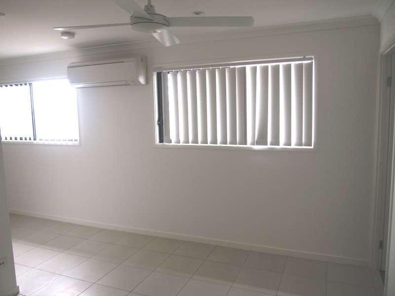 2/9 Maestro Street, Griffin QLD 4503