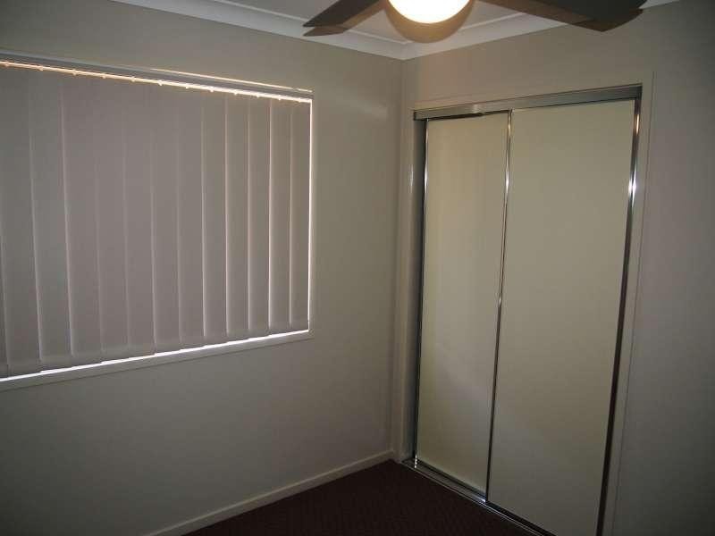 1/5 Roland Court, Kallangur QLD 4503
