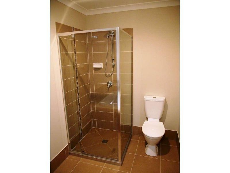 1/5 Roland Court, Kallangur QLD 4503