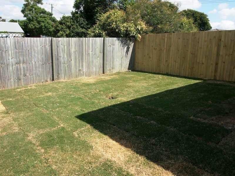 2/5 Roland Court, Kallangur QLD 4503