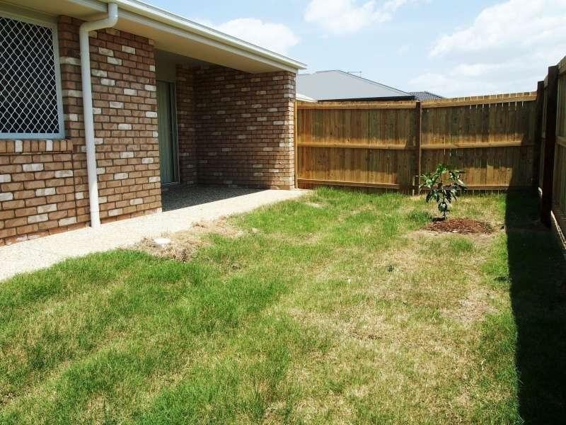 1/59 Surround Street, Dakabin QLD 4503