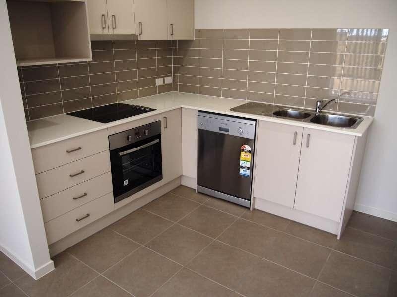 1/13 Sullivan Street, Dakabin QLD 4503