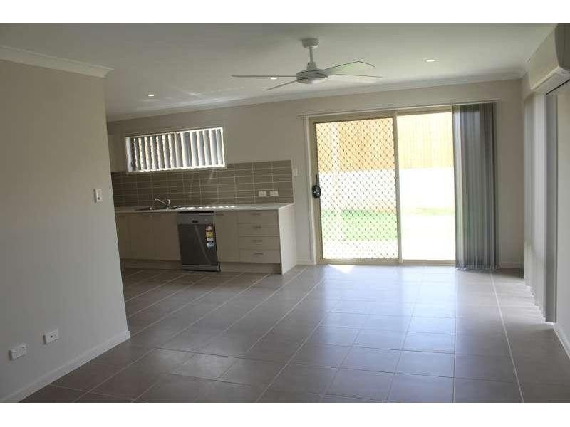 1/18 Sullivan Street, Dakabin QLD 4503