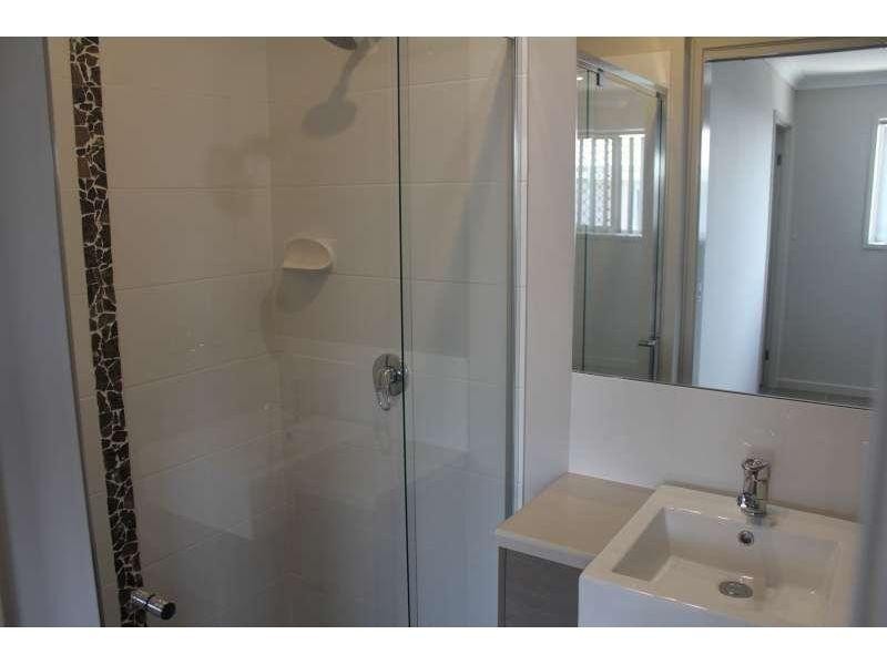 2/18 Sullivan Street, Dakabin QLD 4503