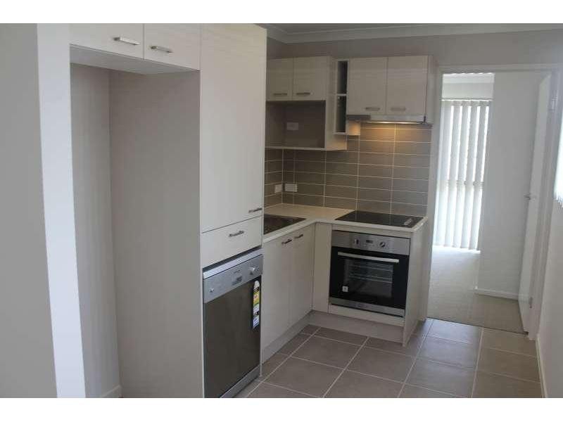 2/18 Sullivan Street, Dakabin QLD 4503