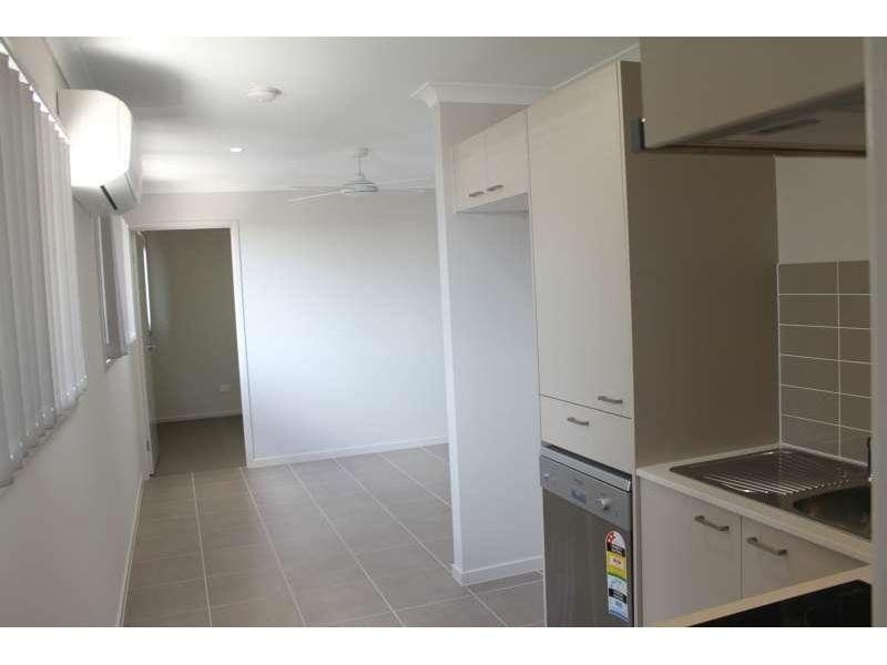 2/18 Sullivan Street, Dakabin QLD 4503