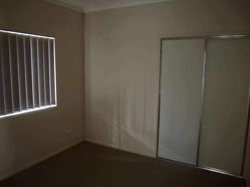 17 Fairy Wren Circuit, Dakabin QLD 4503