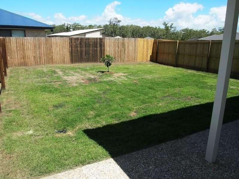 2/27 Tiffany Court, Caboolture QLD 4510