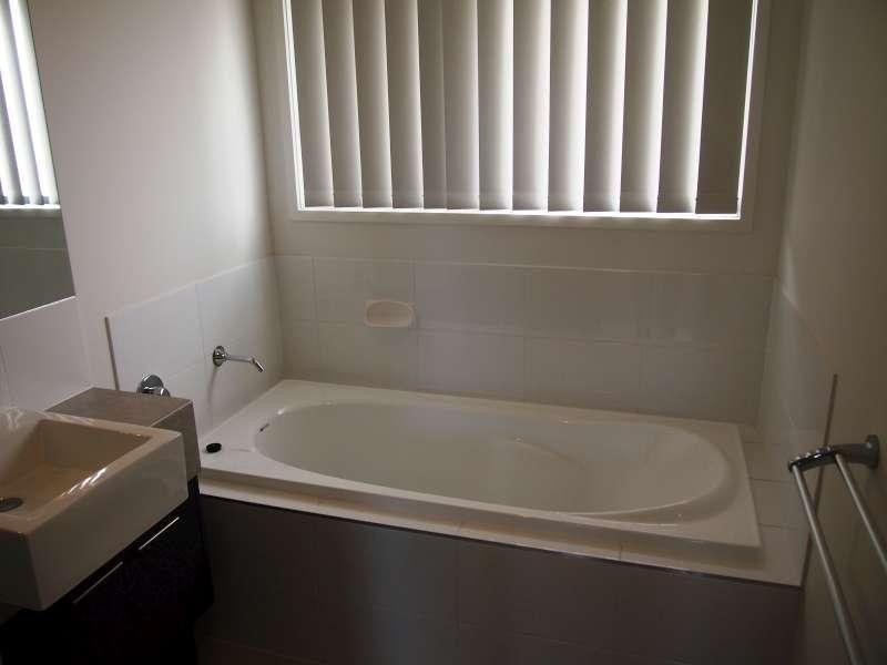 1/12 Sirocco Street, Griffin QLD 4503