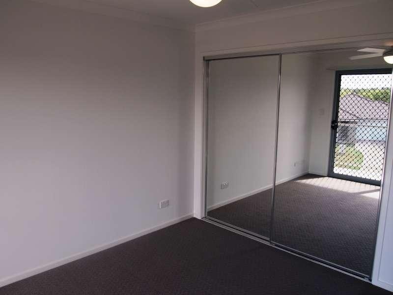 1/7 Kestrel Street, Dakabin QLD 4503