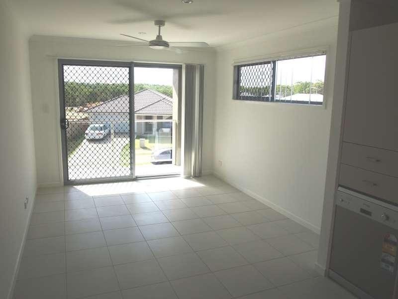 2/7 Kestrel Street, Dakabin QLD 4503