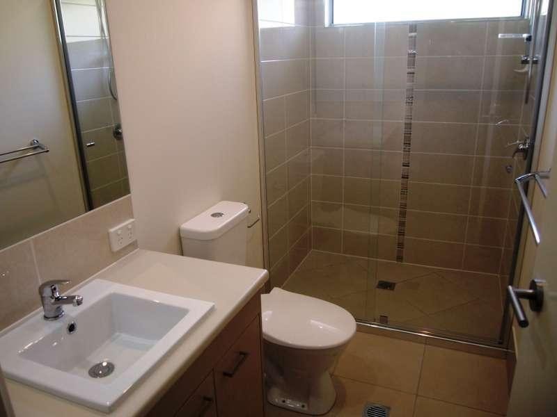 1/4 Roland Court, Kallangur QLD 4503