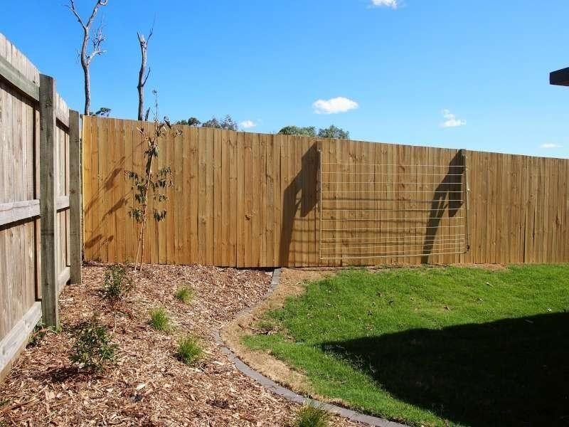 1/16 Lanita Close, Morayfield QLD 4506