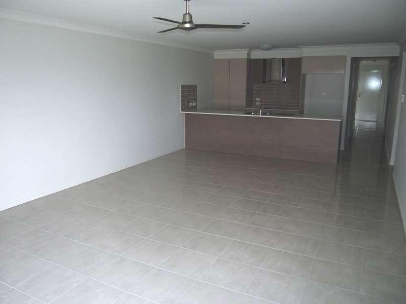 1/12 McCallum Street, Caboolture QLD 4510