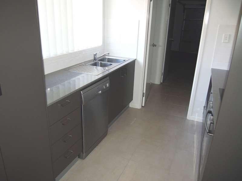 1/23 Fleet Circuit, Bray Park QLD 4500