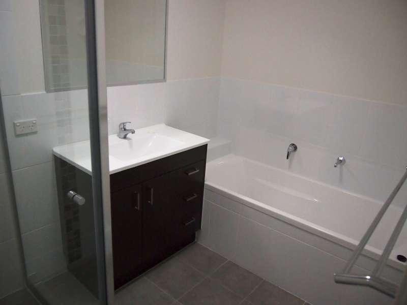 1/3 Mildura Court, Burpengary QLD 4505