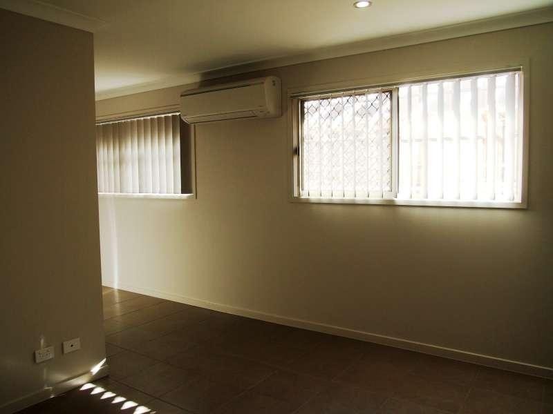 2/59 Braxlaw Crescent, Dakabin QLD 4503