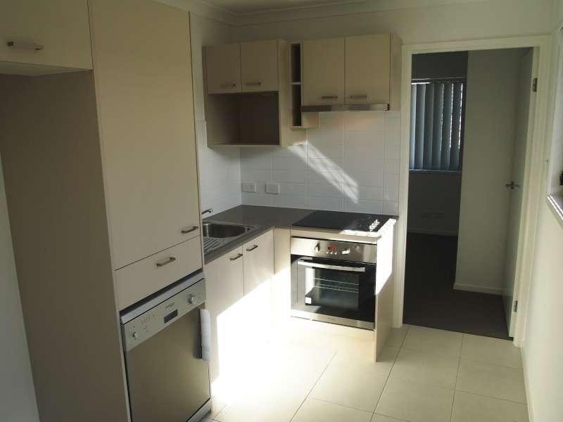 2/61 Braxlaw Crescent, Dakabin QLD 4503