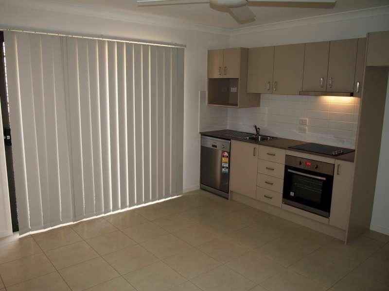 2/15 Sullivan Street, Dakabin QLD 4503