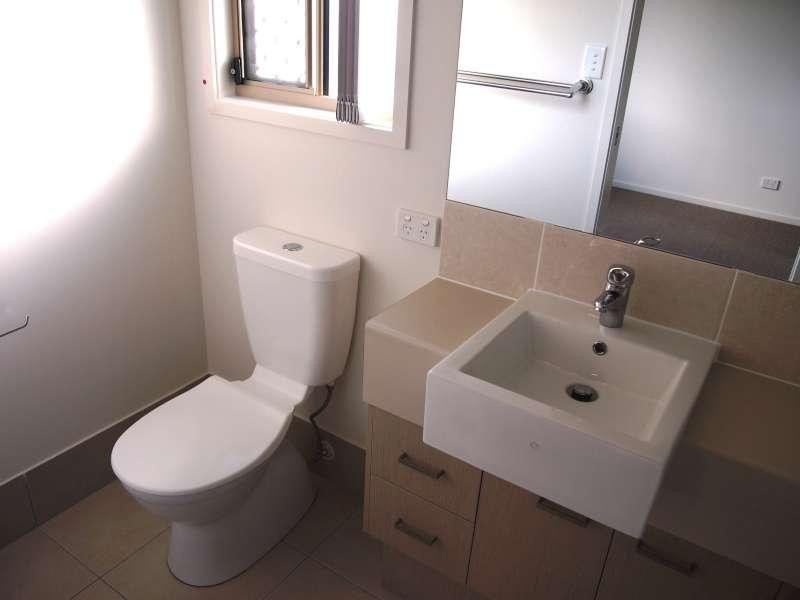 1/3 Rufous Court, North Lakes QLD 4509