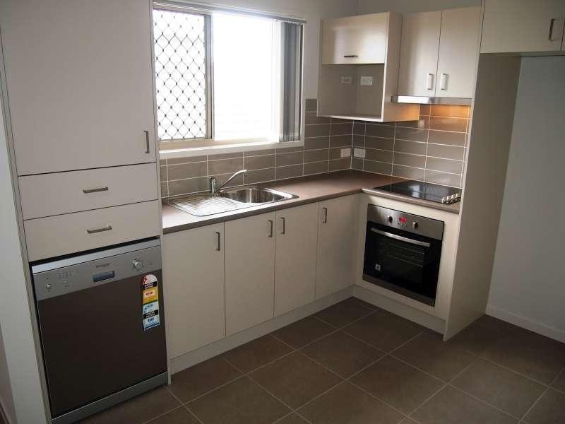 2/25 Heron Close, Dakabin QLD 4503