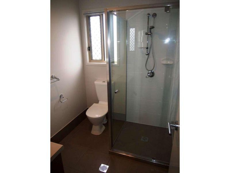 2/25 Heron Close, Dakabin QLD 4503