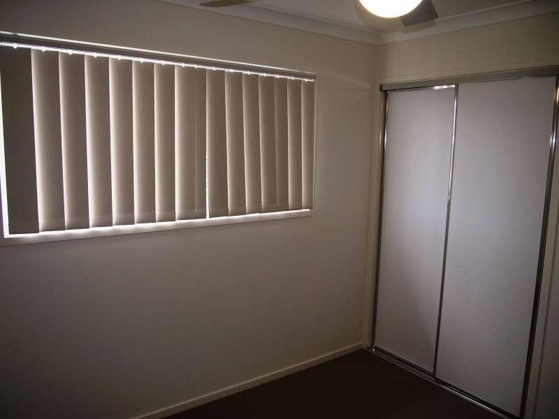 1/10 Toby Close, Kallangur QLD 4503