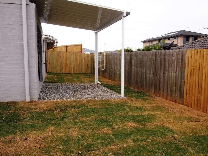 1/10 Toby Close, Kallangur QLD 4503