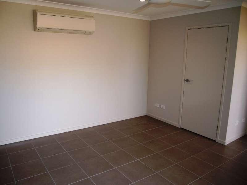 2/68 Mistral Crescent, Griffin QLD 4503