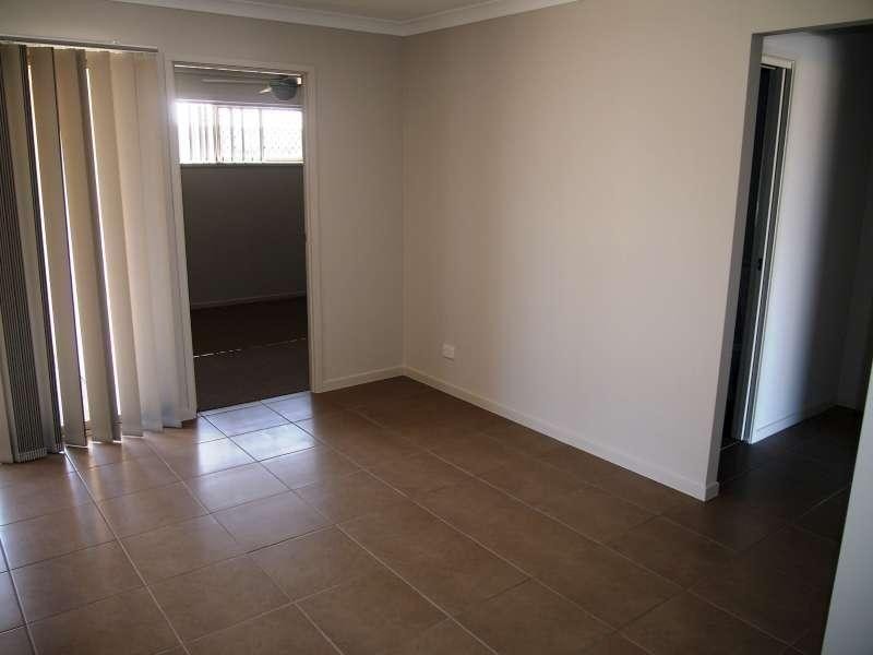 2/54-56 Feather Court, Morayfield QLD 4506