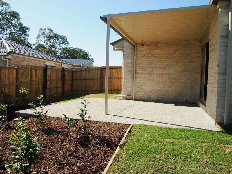 2/54-56 Feather Court, Morayfield QLD 4506