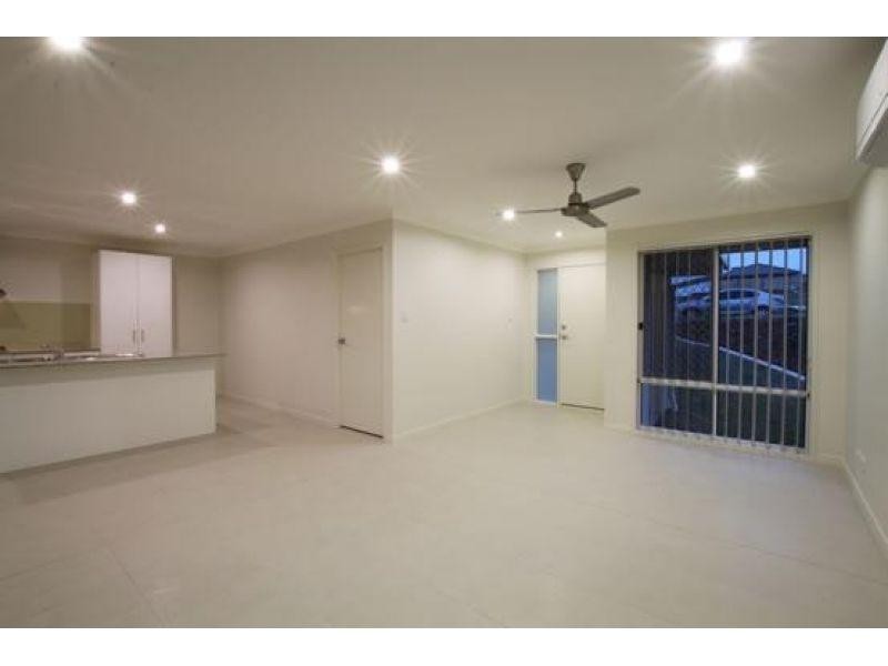1/4 Morris Court, Warner QLD 4500