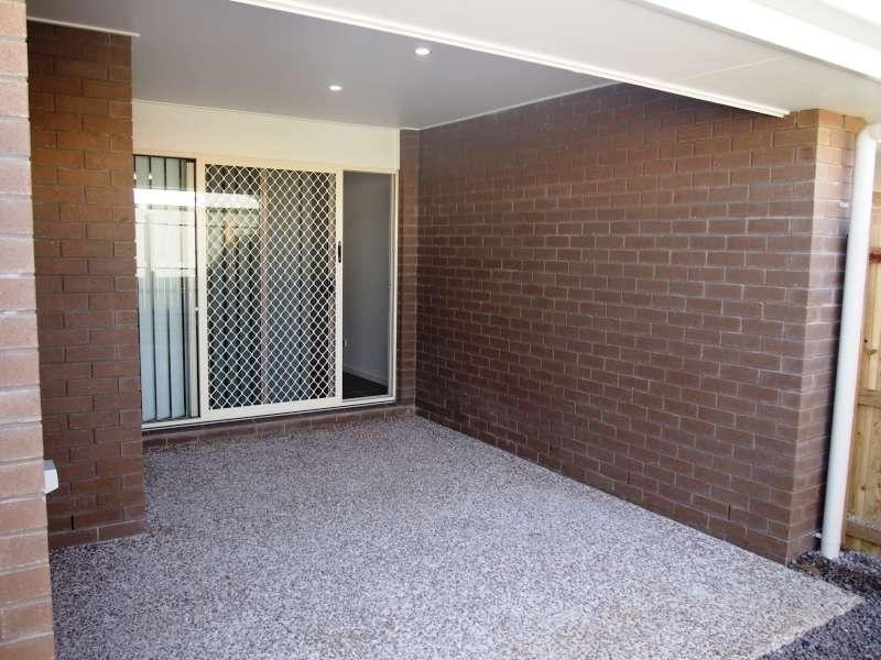 1/2 McNaughton Street, Morayfield QLD 4506