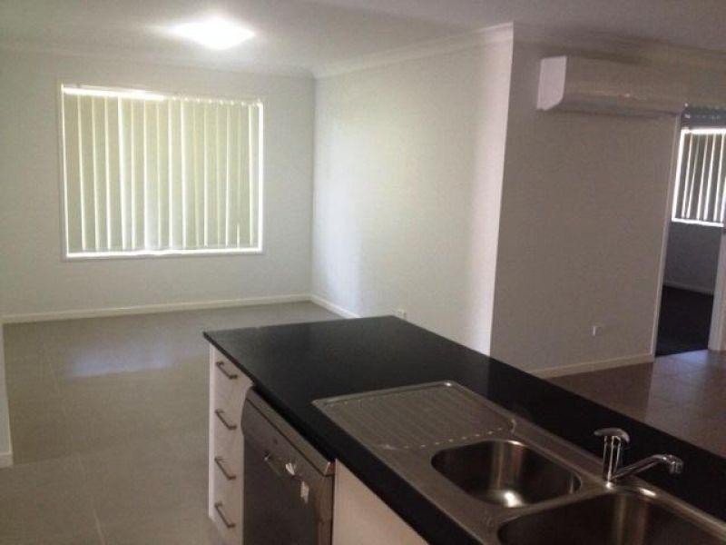 1/28 Feather Court, Morayfield QLD 4506