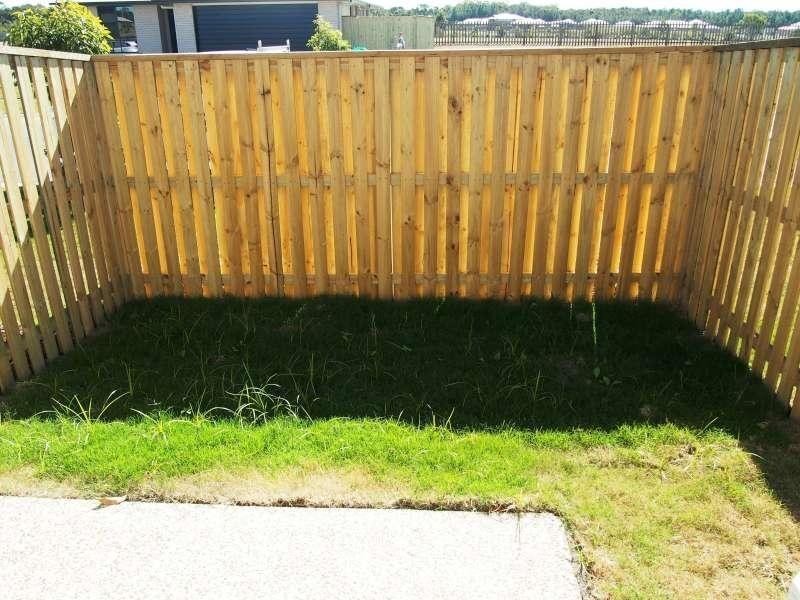 1/21 Baxter Crescent, Caboolture QLD 4510