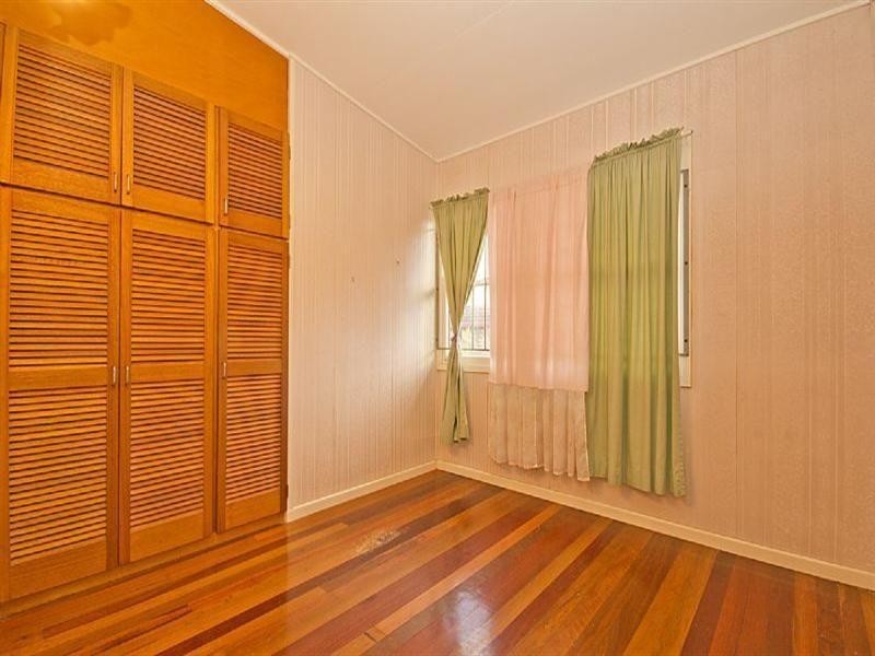 81 Captain Cook Parade, Deception Bay QLD 4508
