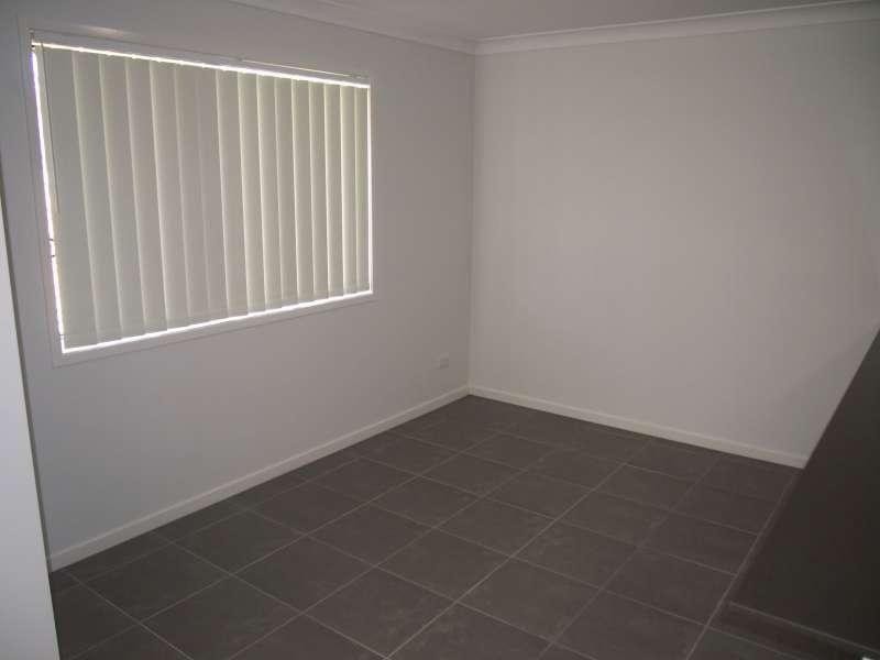 2/41 Water Fern Drive, Caboolture QLD 4510