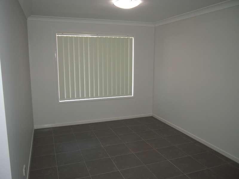 1/41 Water Fern Drive, Caboolture QLD 4510