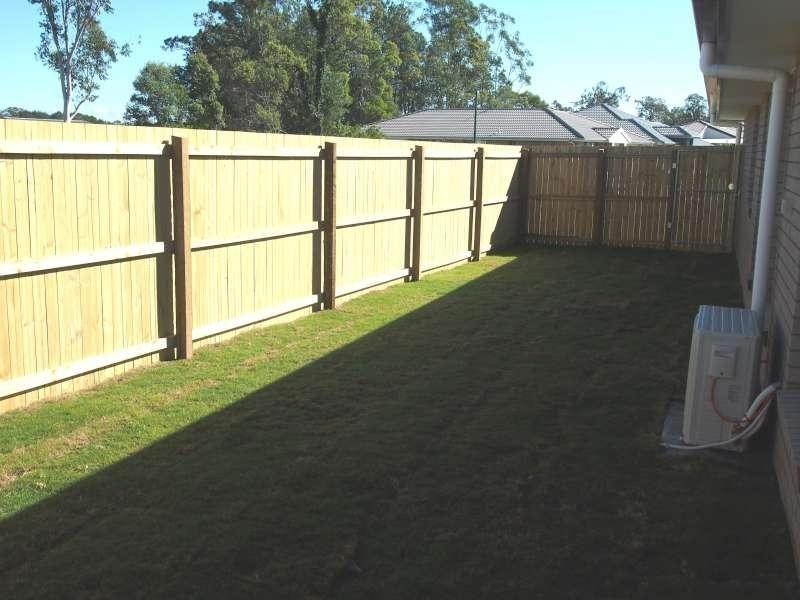 1/17 Reichman Street, Caboolture QLD 4510