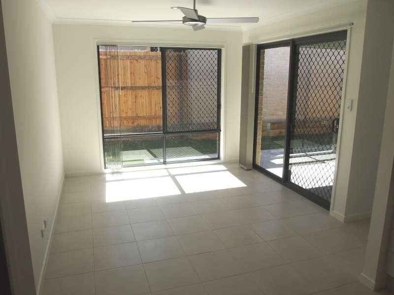 1/10 Boreas Street, Griffin QLD 4503