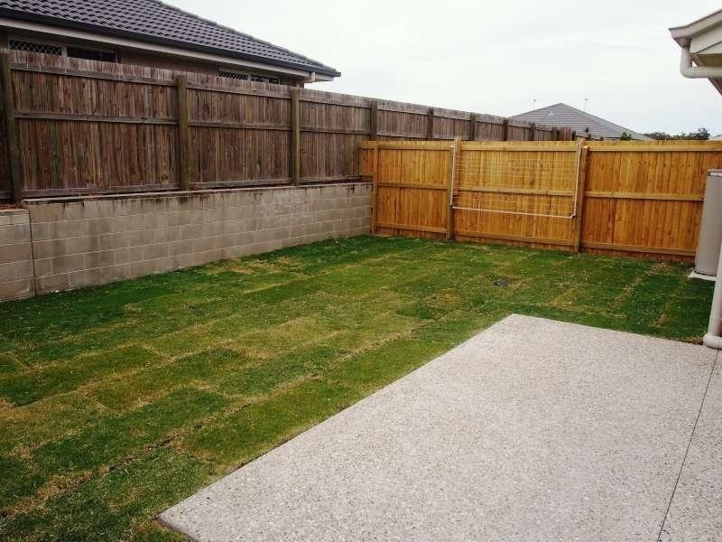 2/45 Water Fern Drive, Caboolture QLD 4510