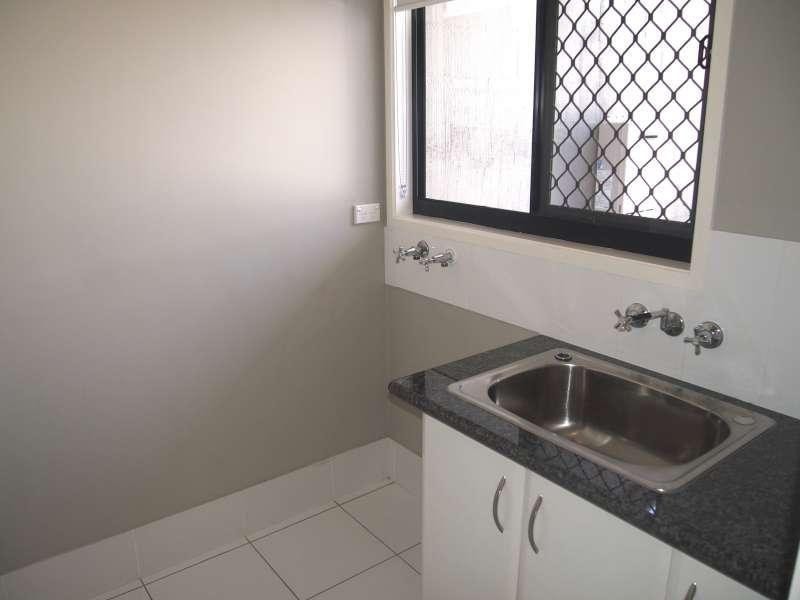 2/22-24 Ebert Parade, Lawnton QLD 4501