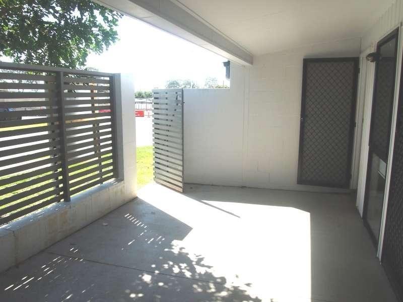 2/22-24 Ebert Parade, Lawnton QLD 4501