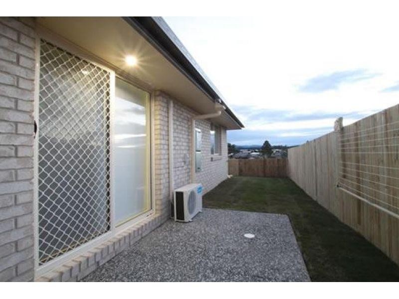2/10 Homeland Crescent, Warner QLD 4500