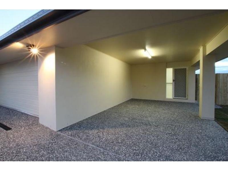 2/10 Homeland Crescent, Warner QLD 4500