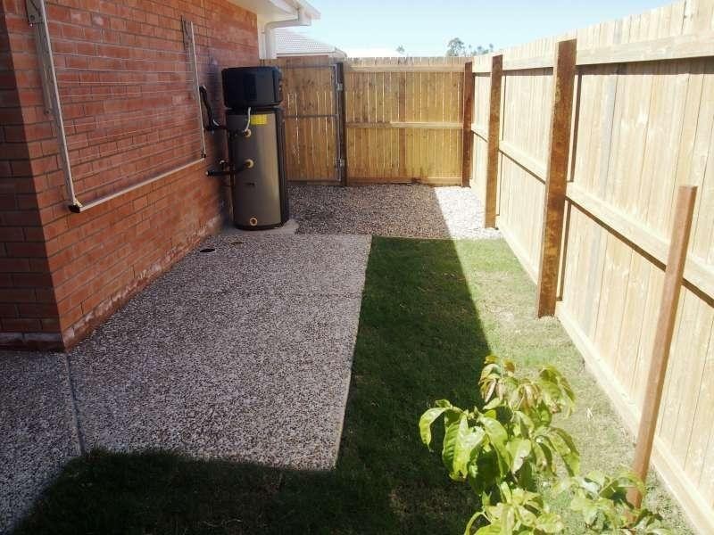 1/6 Thorpe Street, Burpengary QLD 4505