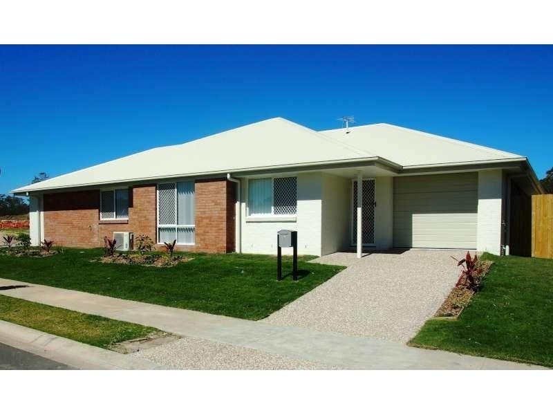 2/6 Thorpe Stret, Burpengary QLD 4505