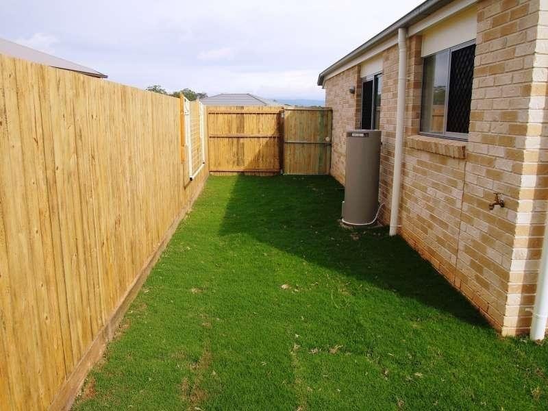 2/58-60 Feather Court, Morayfield QLD 4506