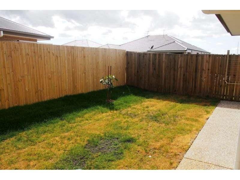 2/39 Cottrill Road, Caboolture QLD 4510