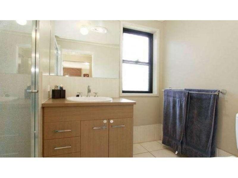 10 Nardoo Close, Carseldine QLD 4034